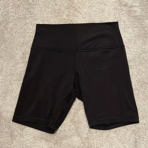 Lululemon Align High Rise short 8”